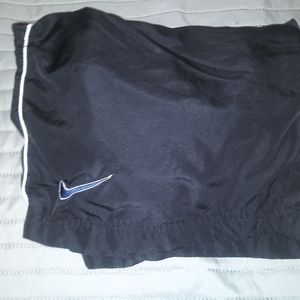 BOYS NIKE SWINNING TRUNKS